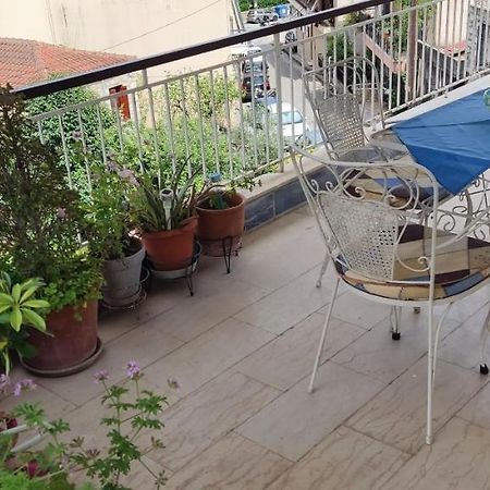 Σπίτι Στην Πόλη Άρτα Κοντά Στην Λίμνη Arta Exterior foto